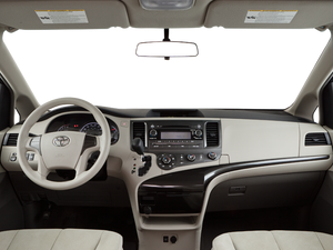 2013 Toyota Sienna LE 8 Passenger